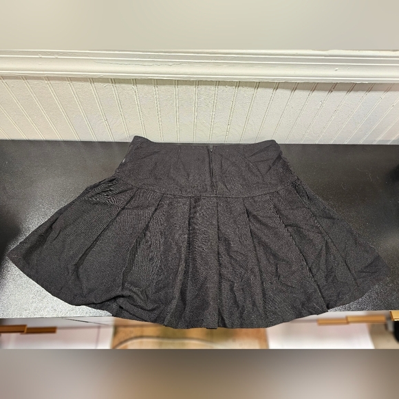 Goth Chain Black Pleated Skirt Small - Picture 2 of 4